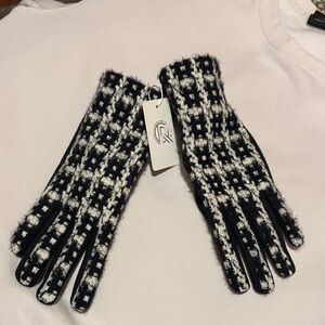 Stylish Black and White Checkered Gloves